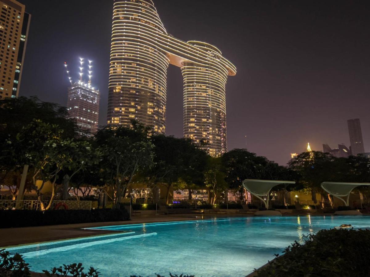 Cosmos Living Downtown Dubai 아파트 외부 사진