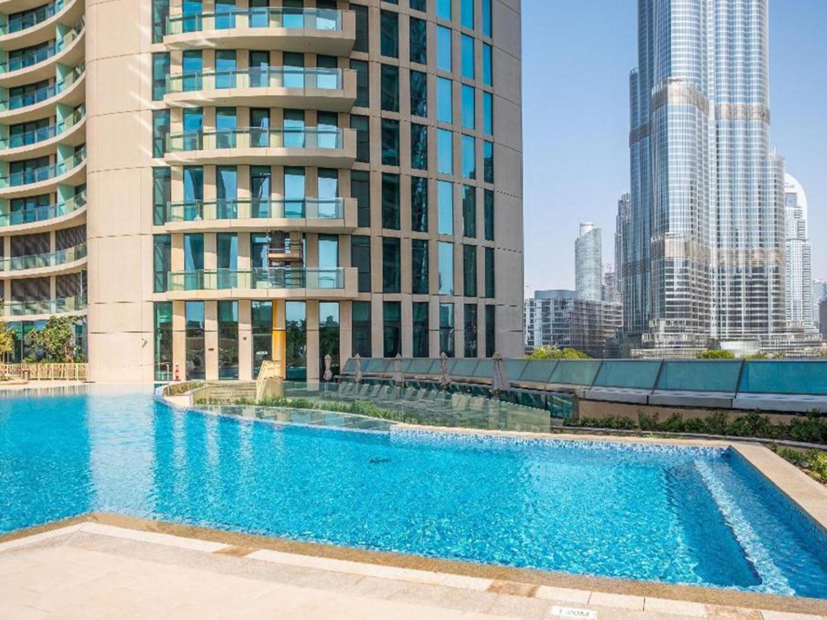 Cosmos Living Downtown Dubai 아파트 외부 사진