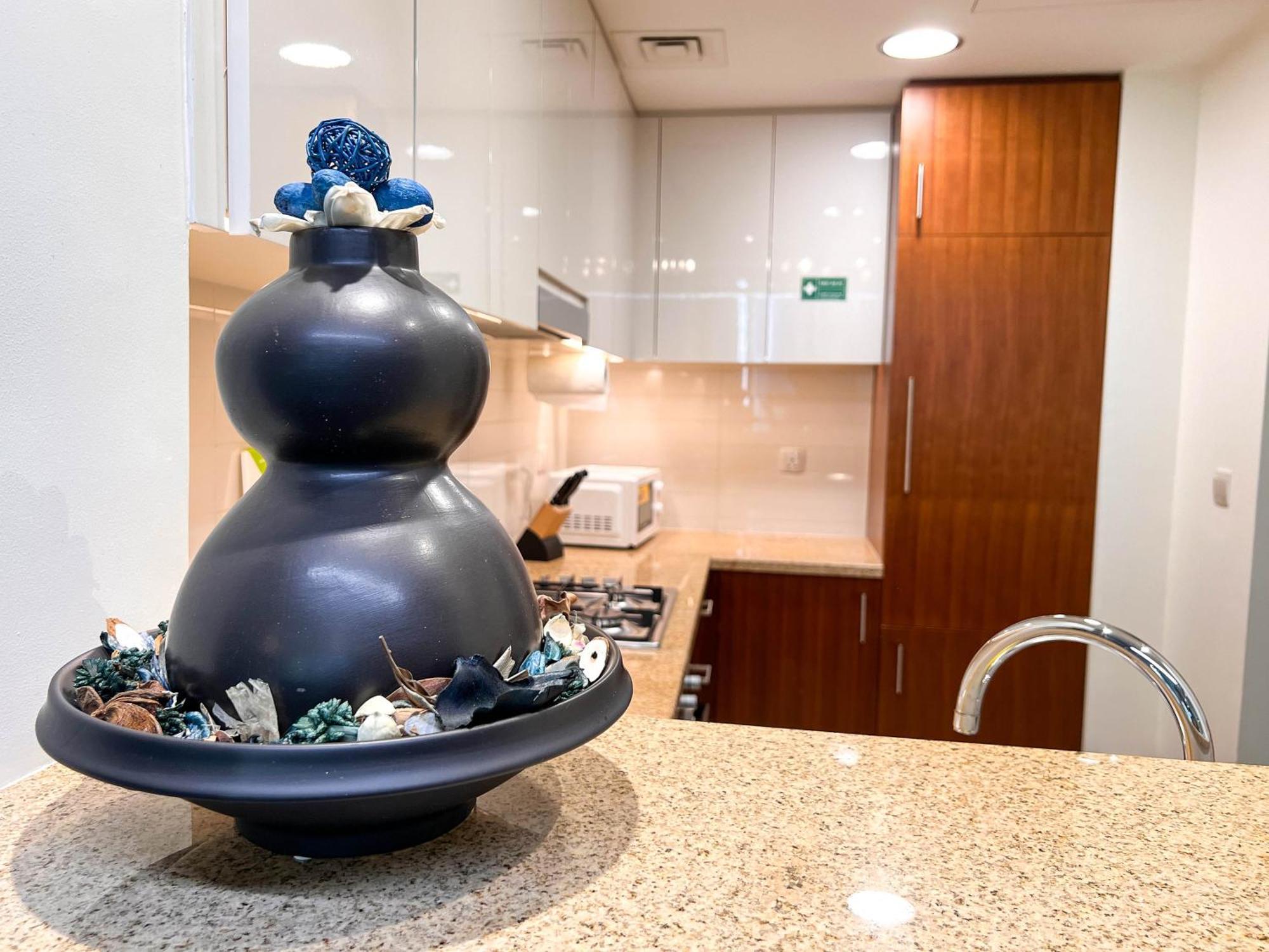 Cosmos Living Downtown Dubai 아파트 외부 사진